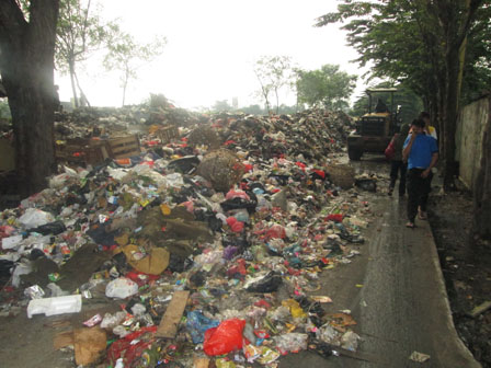 7 Ton Sampah di Jatinegara Tidak Terangkut