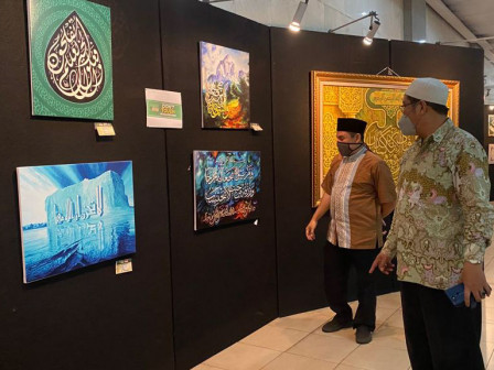 Warga Antusias Kunjungin Pameran Kaligrafi di JIC 