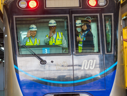 PJ Gubernur Dampingi Kunjungan Kaisar Jepang Naruhito ke MRT Jakarta