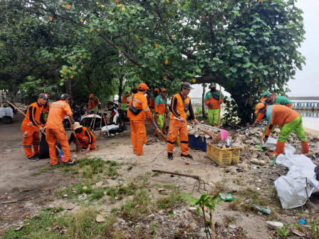 280 Kilogram Sampah Berhasil Dikumpulkan di Pulau Tidung