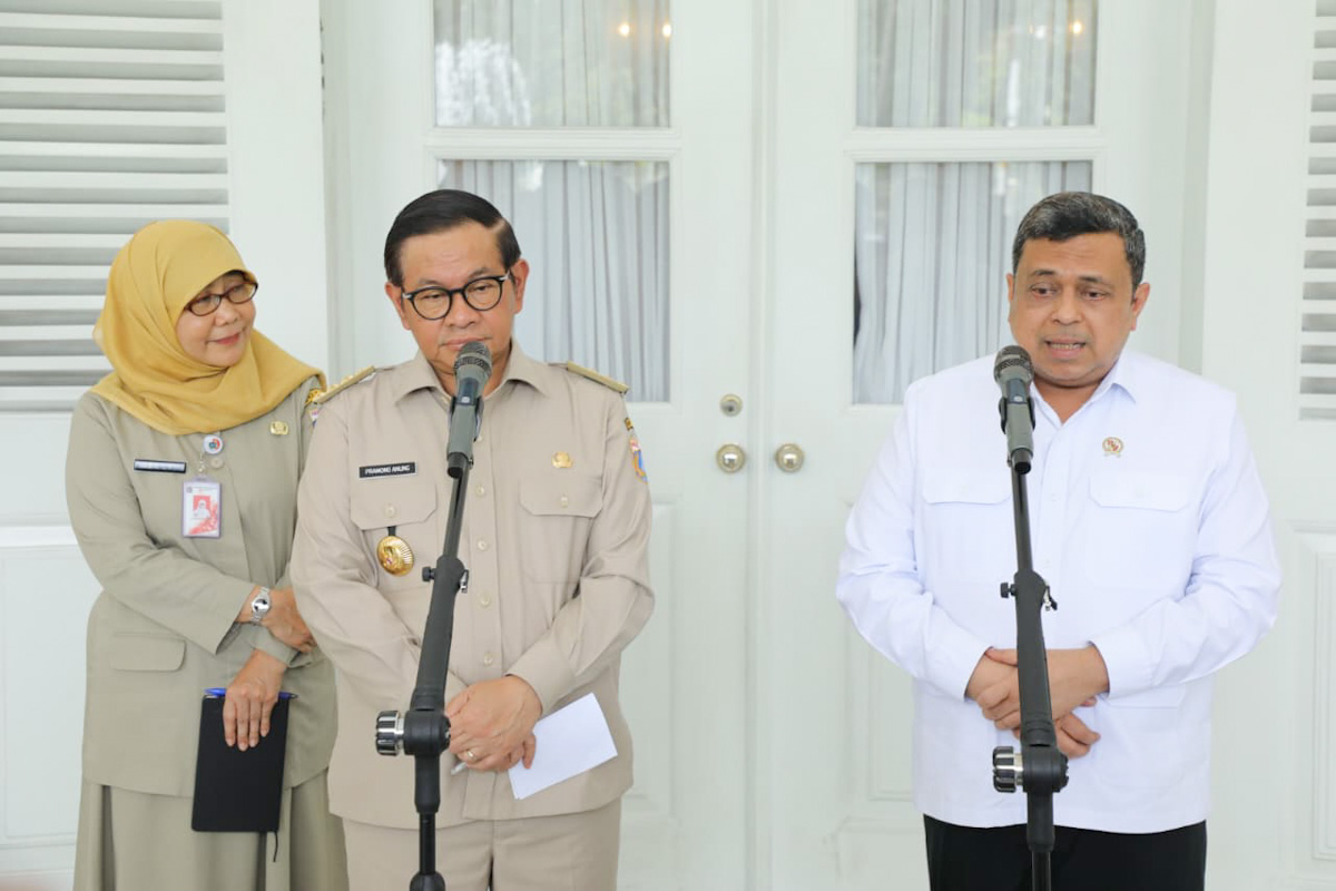 Gubernur Pramono menerima audiensi Ketua Badan Penyelenggara Jaminan Produk Halal (BPJPH)