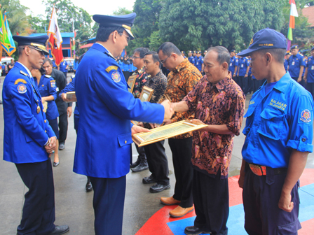 Dinas PKP Beri Penghargaan Pengelola Gedung