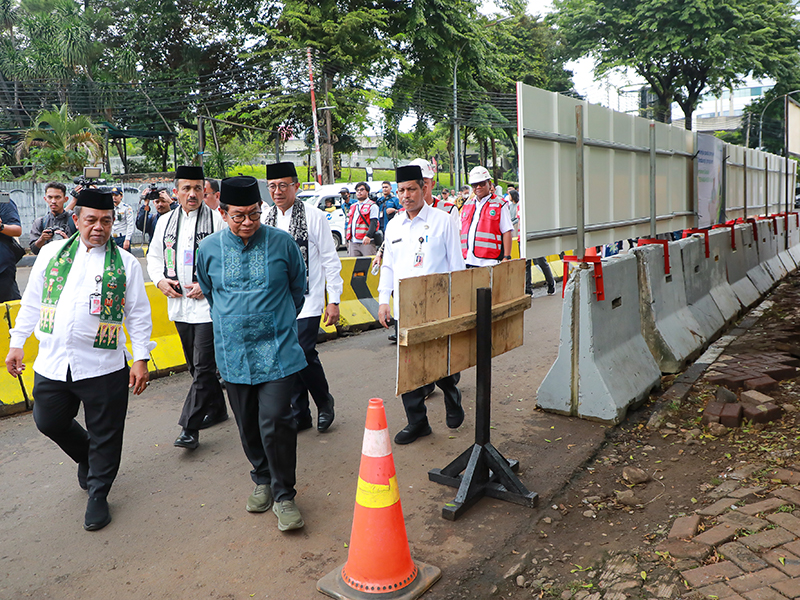 Jadi Pusat Ekonomi Baru, Pemprov DKI Benahi Trotoar Blok M