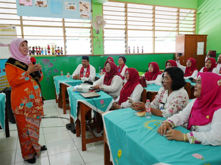  Bunda PAUD Jaktim Monitoring Pembelajaran Transisi di SDN 01 Pulogebang