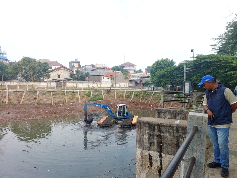 Pengerukan Waduk Rambutan Capai 15 Persen
