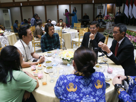Heru Undang Wartawan Balai Kota-DPRD DKI Makan Siang