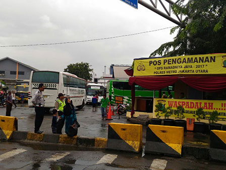 3.693 Penumpang Arus Balik Tiba di Terminal Bus Tanjung Priok