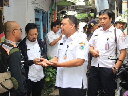 Pemkot Jakbar Gencar Gelar Sweeping Listrik 