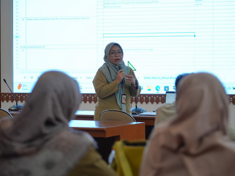 Sudin PPKUKM - TP PKK Jakpus Bersinergi Gelar Sosialisasi Pendirian Koperasi 