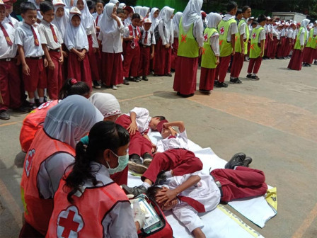 600 Siswa SDN 03 Ancol Ikuti Simulasi Bencana 