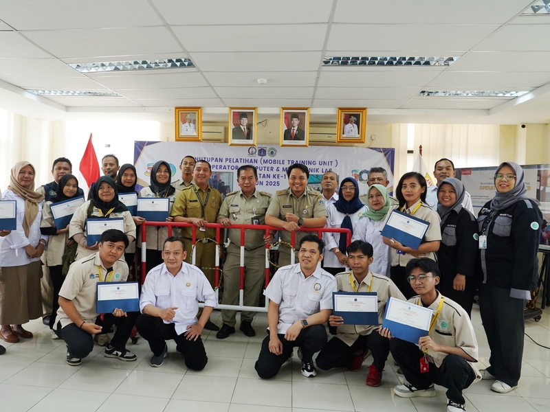 https://multimedia.beritajakarta.id/photo/2014_508c75c8507a2ae5223dfd2faeb98122/Peserta Pelatihan MTU di Jaksel Hasilkan Proyek Nyata