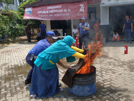  40 Warga Rusun Pulo Jahe Ikuti Pelatihan Pencegahan Kebakaran