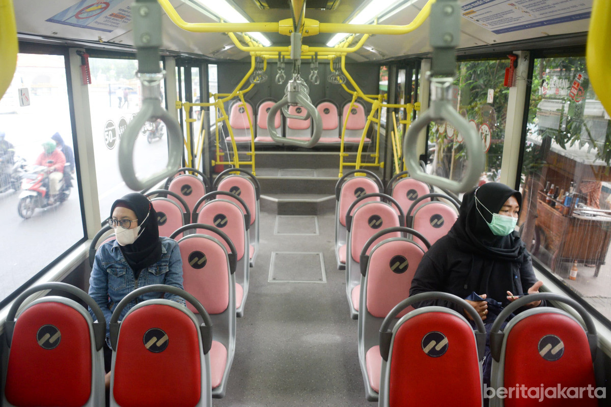 Transjakarta Berikan Proteksi dan Kenyamanan Ekstra Pelanggan Perempuan 