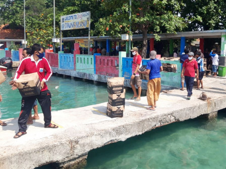 Bantuan 1.416 Paket Sembako Bagi Warga Pulau Tidung Sudah Disalurkan 