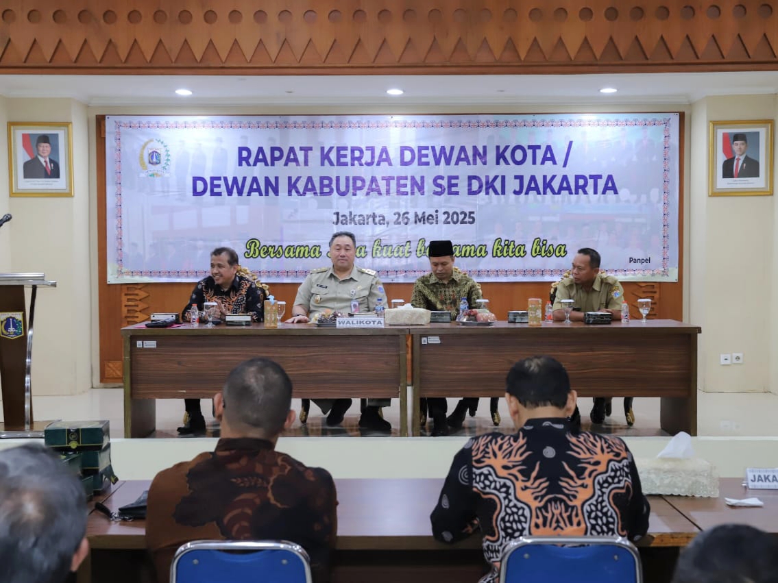 Dewan Kota/ Kabupaten se DKI Gelar Raker di Kantor Walikota Jakpus