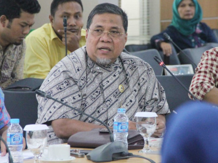 Komisi E DPRD DKI Usulkan Puskesmas dan RSUD Sediakan Jalur Khusus Bagi Bagi Manula