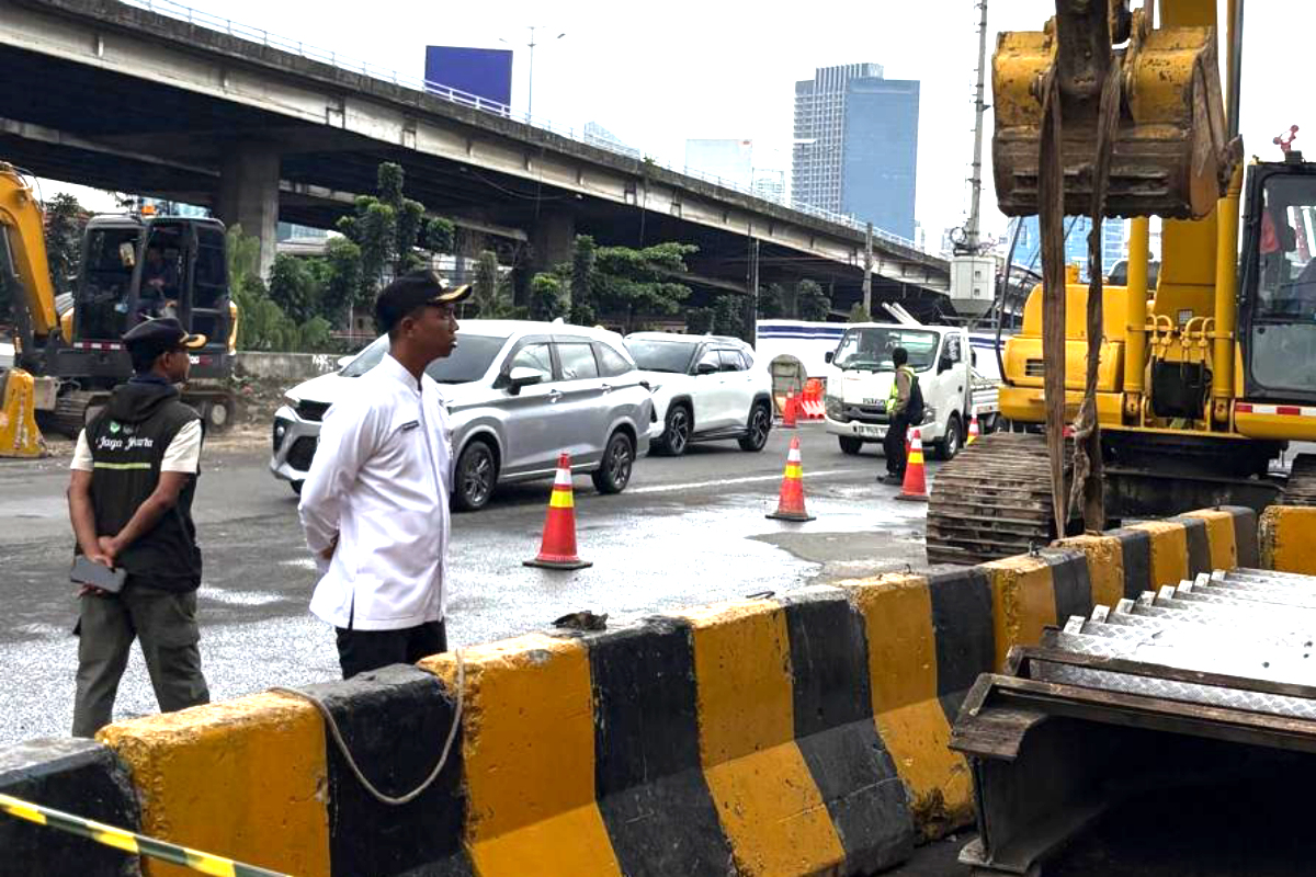Fase awal pengerjaan pembangunan flyover Latumenten