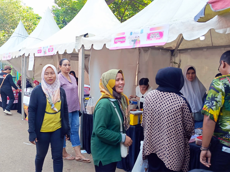  30 Jakpreneur Ramaikan Bazar UMKM di Kecamatan Pasar Rebo