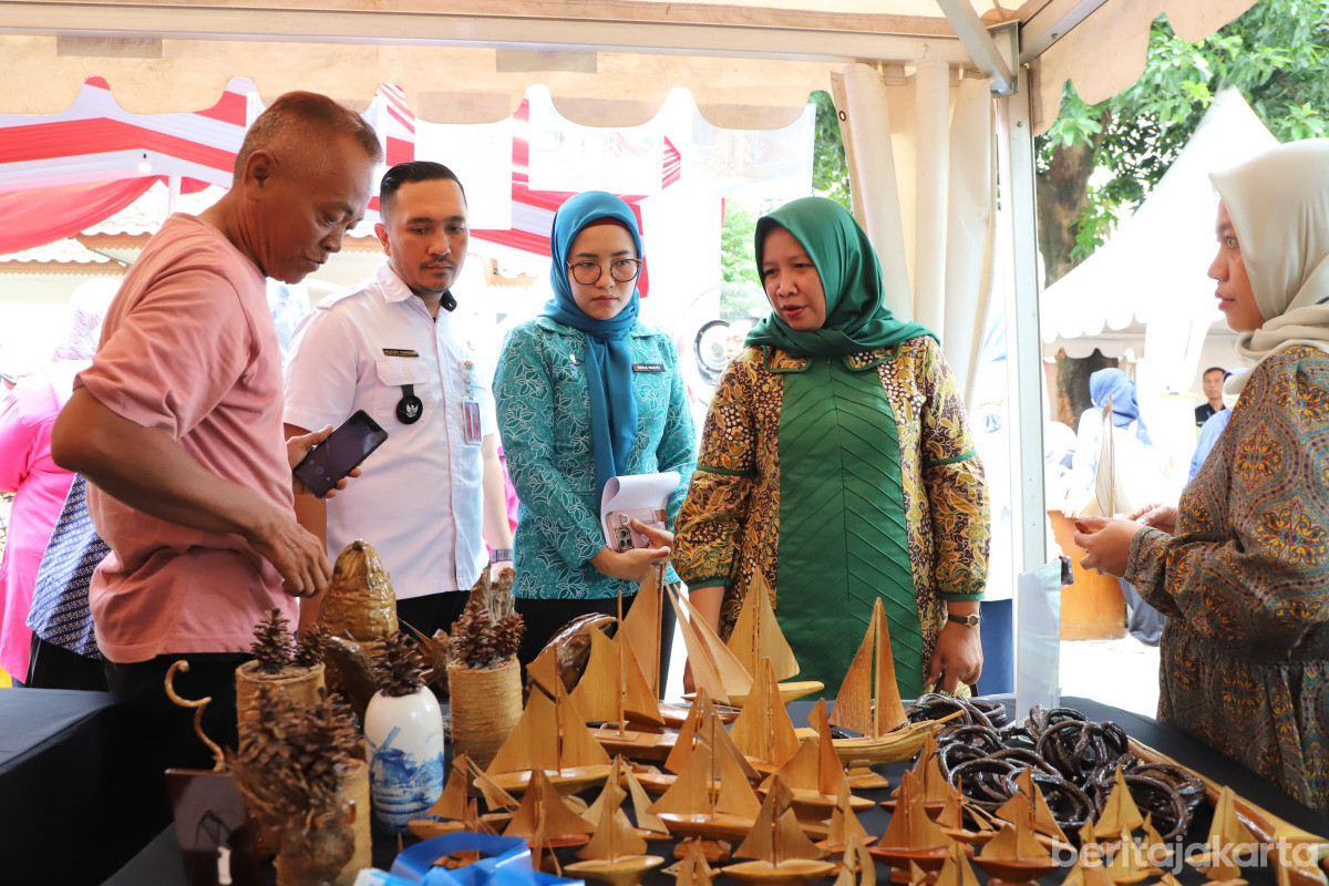 30 UMKM Meriahkan Bazar di Kelurahan Cipete Utara