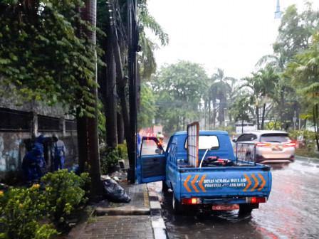 Pompa dan Personel Sudin SDA Jakut Dikerahkan Antisipasi Genangan di Tanjung Priok