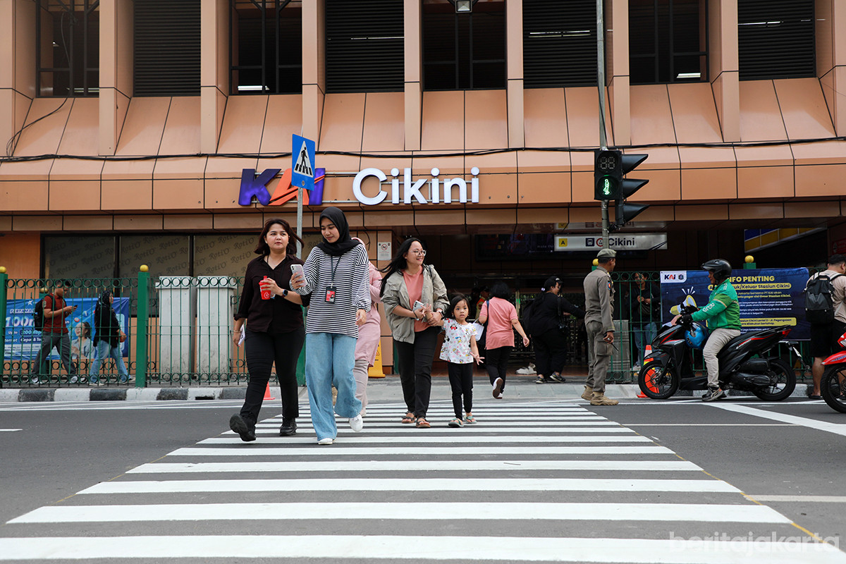 Pelican crossing di Stasiun Cikini, Jakarta Pusat