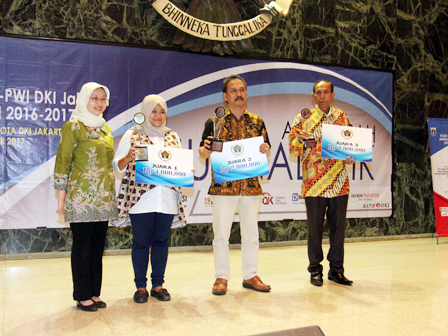 DKI Beri Penghargaan 30 Jurnalis Pada Acara Anugerah Jurnalistik MH Thamrin