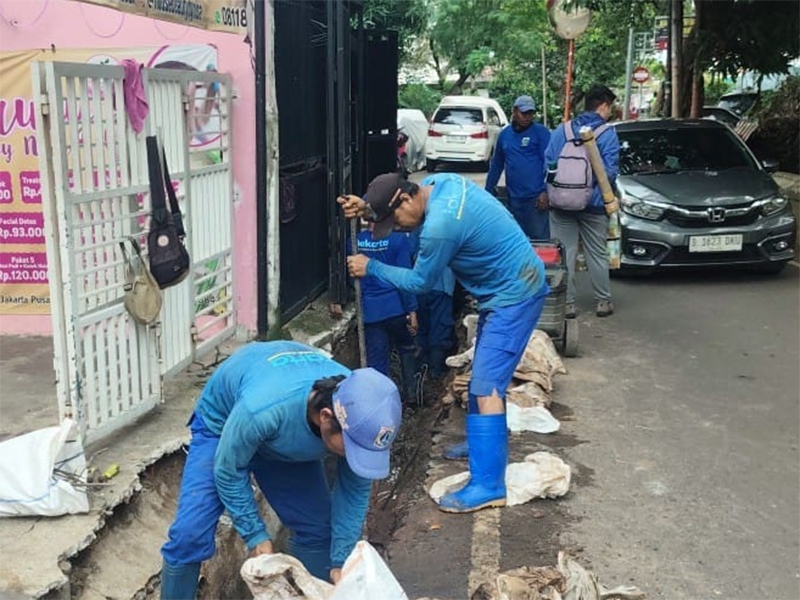 Progres Normalisasi Saluran Jalan Danau Dampelas Capai 63 Persen