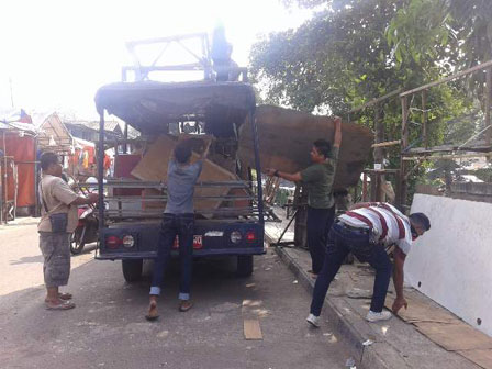 Puluhan Lapak PKL di Pasar Jiung Dibongkar