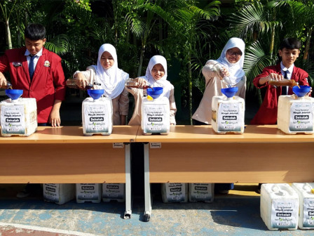  Launching Program Sekolah Tersenyum Hadir di SMPN 96 Jakarta