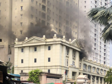 Kebakaran di Rukan Apartemen Grand Palace Berhasil Dipadamkan 