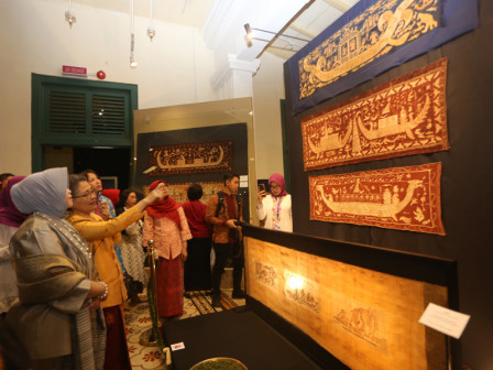 Yuk Kunjungi Pameran Wastra Sulam dan Bordir di Museum Tekstil