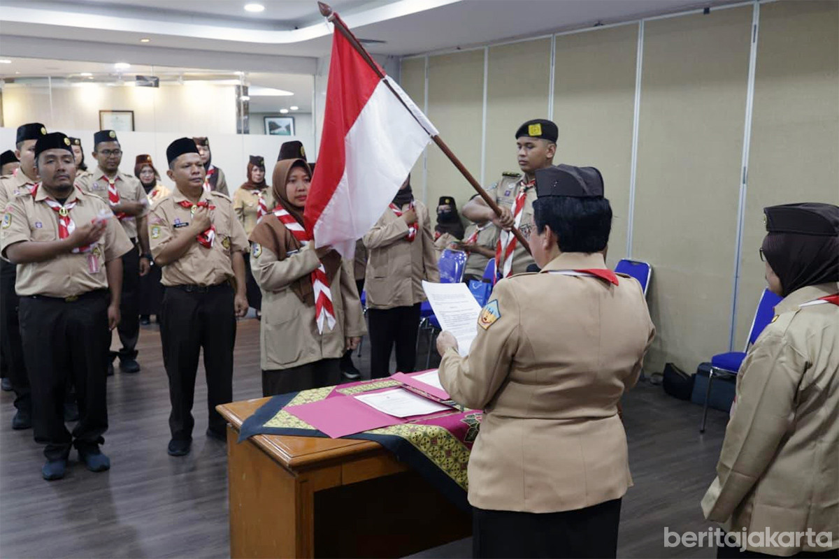 Prosesi pengukuhan Saka Kencana Kepulauan Seribu