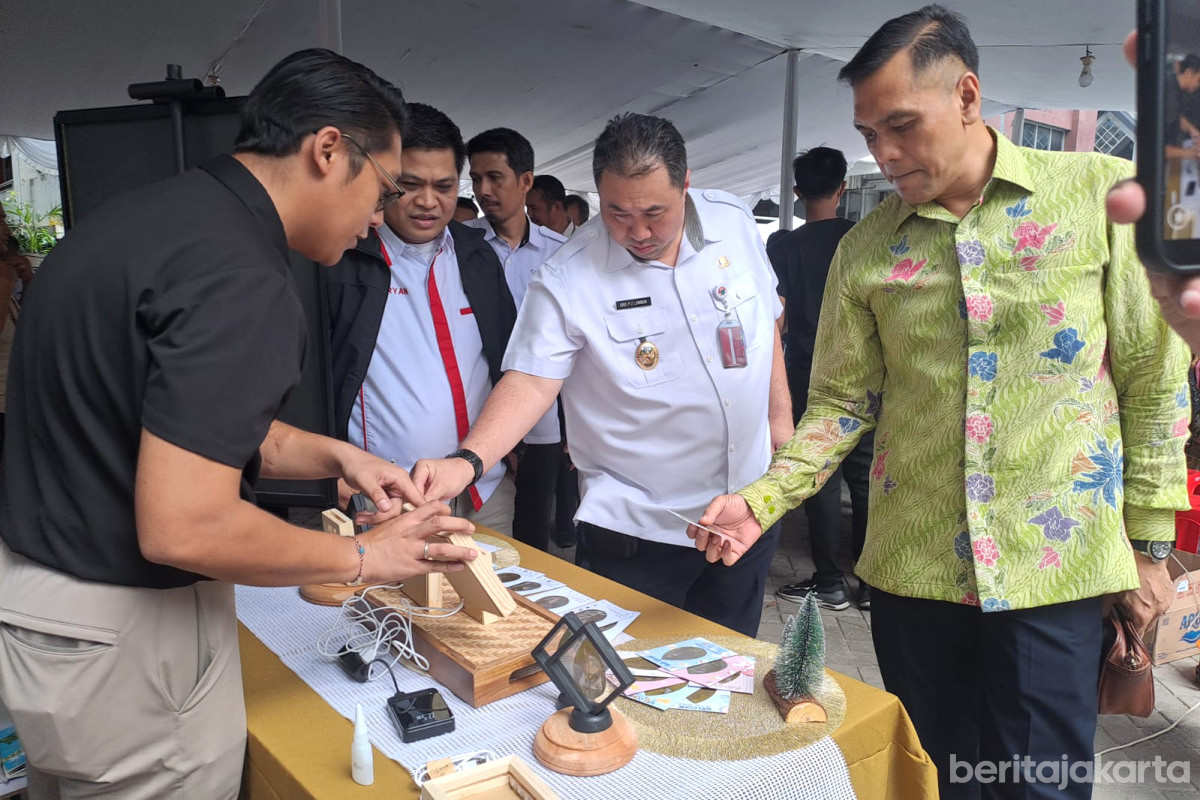 Wawali Jakpus Buka Acara Semarak Pusat Menyala 2025 