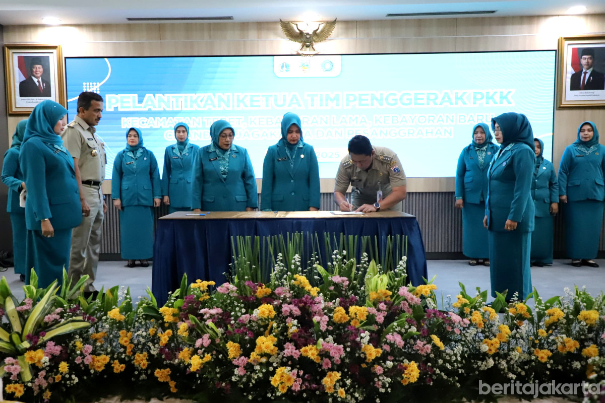 Pelantikan pengurus TP PKK dan Bunda PAUD Kecamatan dan Kelurahan di Jaksel