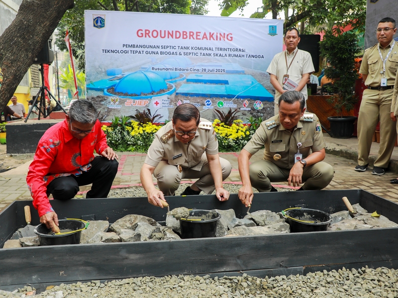 Pramono Groundbreaking Pembangunan Septic Tank Komunal Berteknologi Biogas