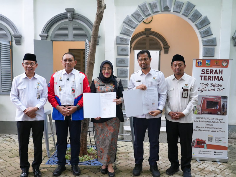 Baznas Bazis Serahkan Pengelolaan Kafe Difabis ke DWP Kota Jakpus 