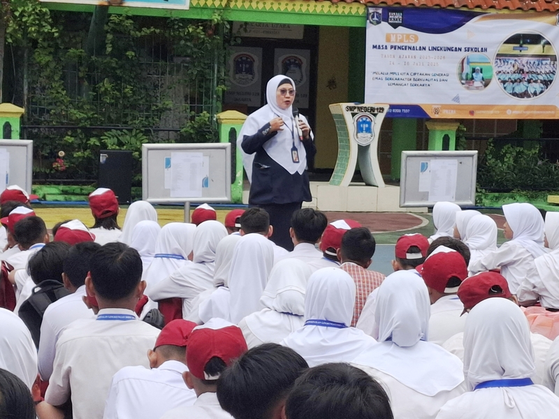 Peserta Didik SMPN 129 Jakarta Utara Jalani MPLS Hari Pertama