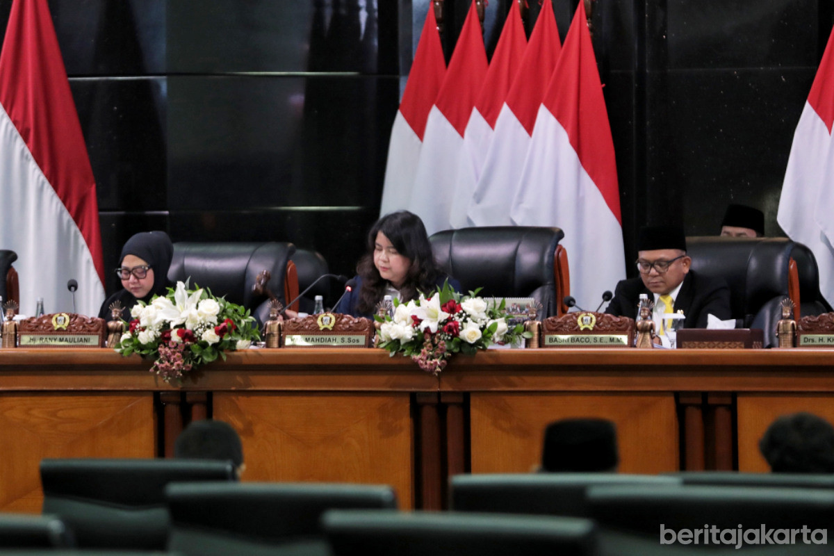 DPRD DKI Tutup Masa Persidangan I dan Sahkan Dua Raperda 