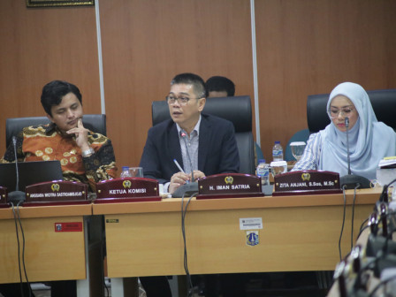 Komisi E DPRD DKI Dorong Dispusip Tambah Koleksi Buku Digital