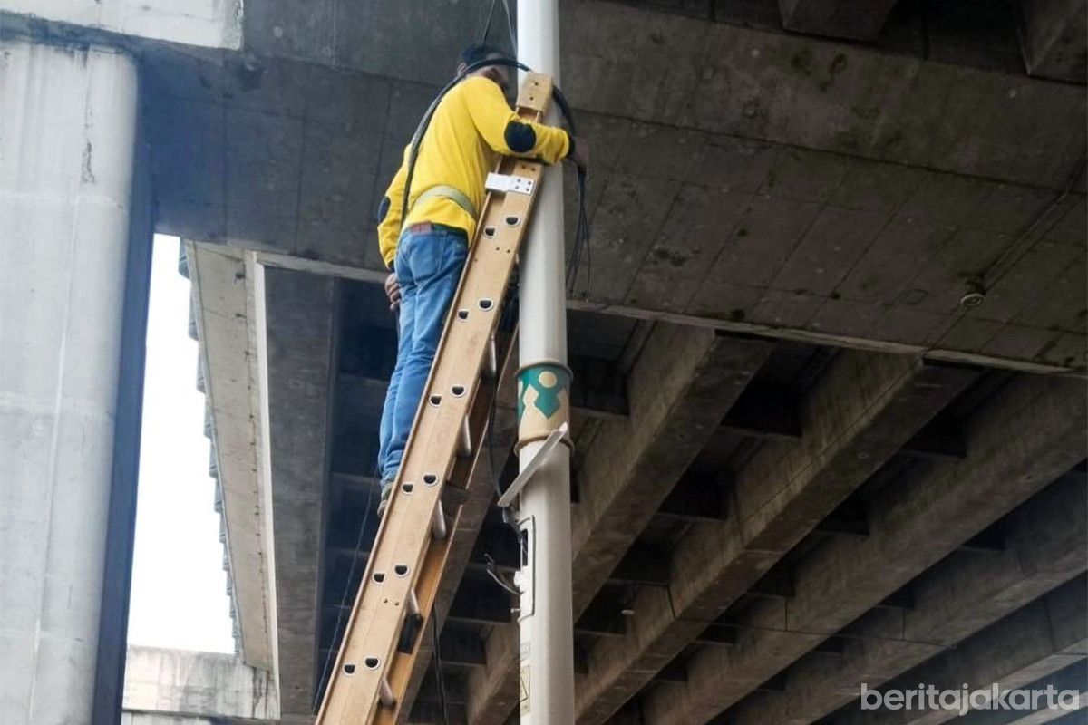 Sudin Bina Marga jakut tangani gangguan PJU di Jalan Jampea