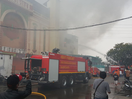  Toko Kayu Yang Terbakar Berhasil di Padamkan 