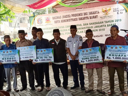  Baznas Bazis DKI Salurkan Santunan ke 495 Kaum Mustahik di Kecamatan Tambora