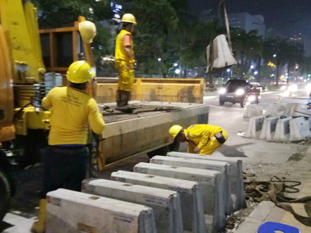        60 Beton MCB Ditambahkan Tutup Box Ducting di Jl Lodan Raya