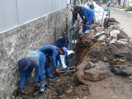  Perbaikan Saluran Jalan Akasia Dalam Cengtim Capai 50 Persen