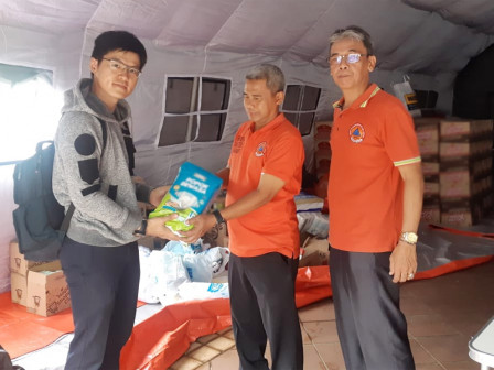 BPBD DKI Jakarta Buka Posko Penerimaan Bantuan Bencana Banjir di Balai Kota