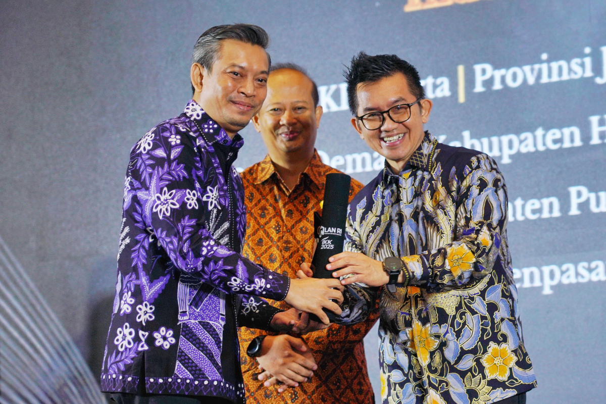 Pemprov DKI Raih Penghargaan Indeks Kualitas Kebijakan Unggul