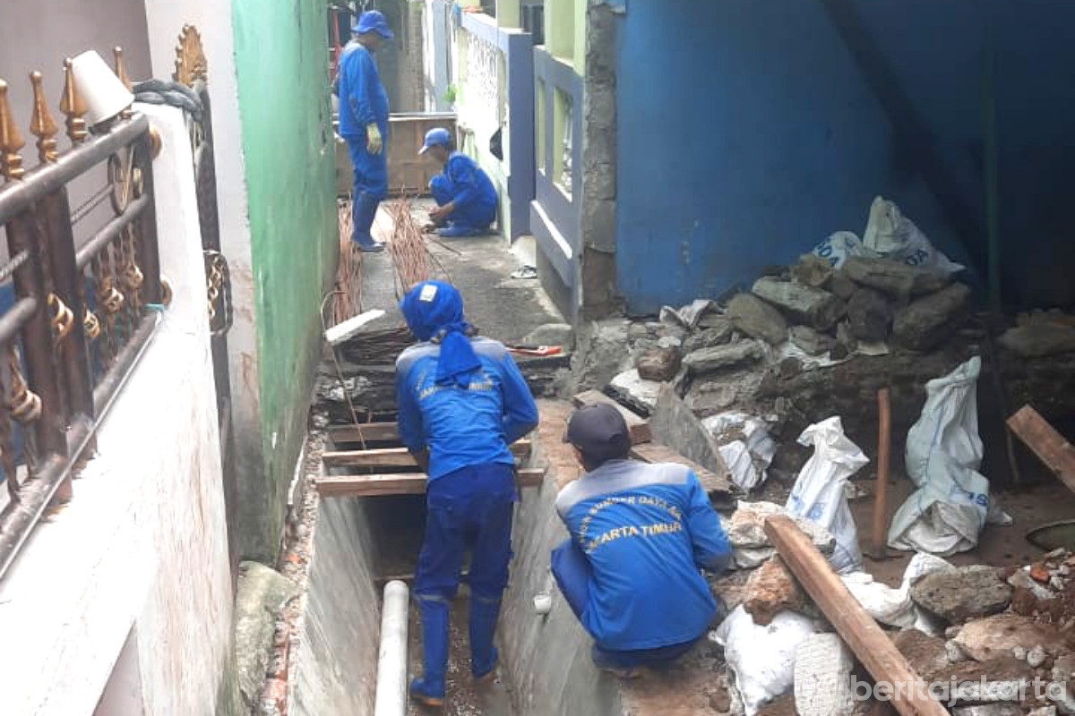 Satgas SDA Kebut Perbaikan Saluran Air Amblas di Makasar 