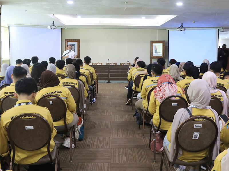 Mahasiswa Politeknik Negeri Cilacap Kunjungi Dinas Kominfotik DKI