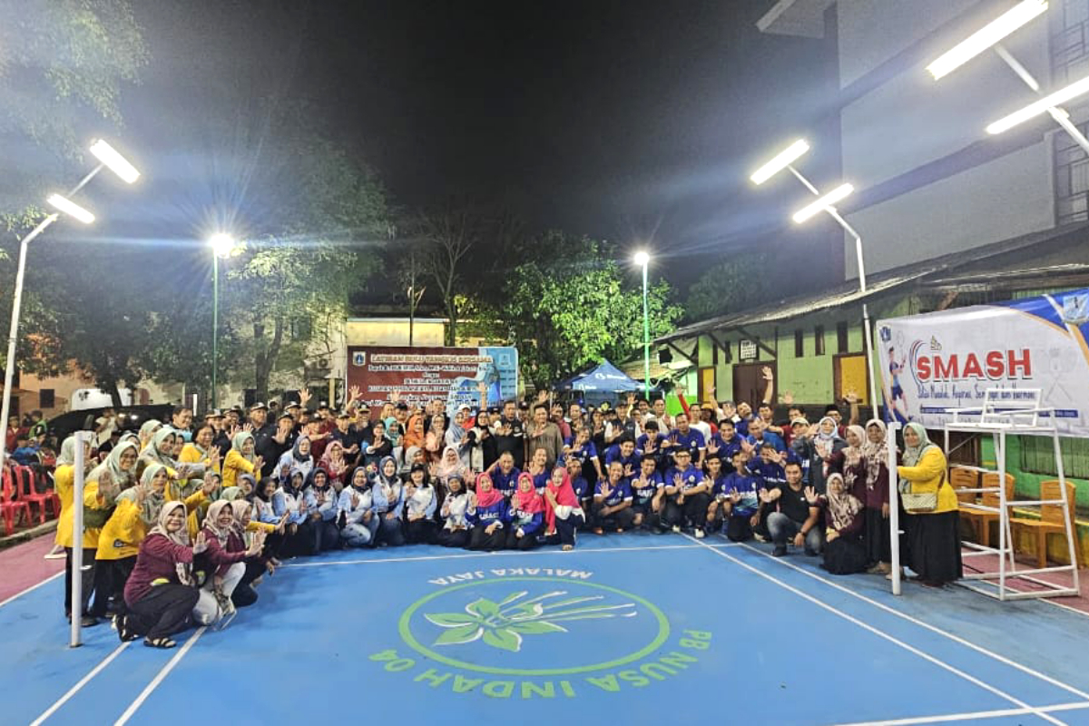 Munjirin dan jajarannya pada kegiatan silaturahmi Jumat malam di RW 04 Malaka Jaya