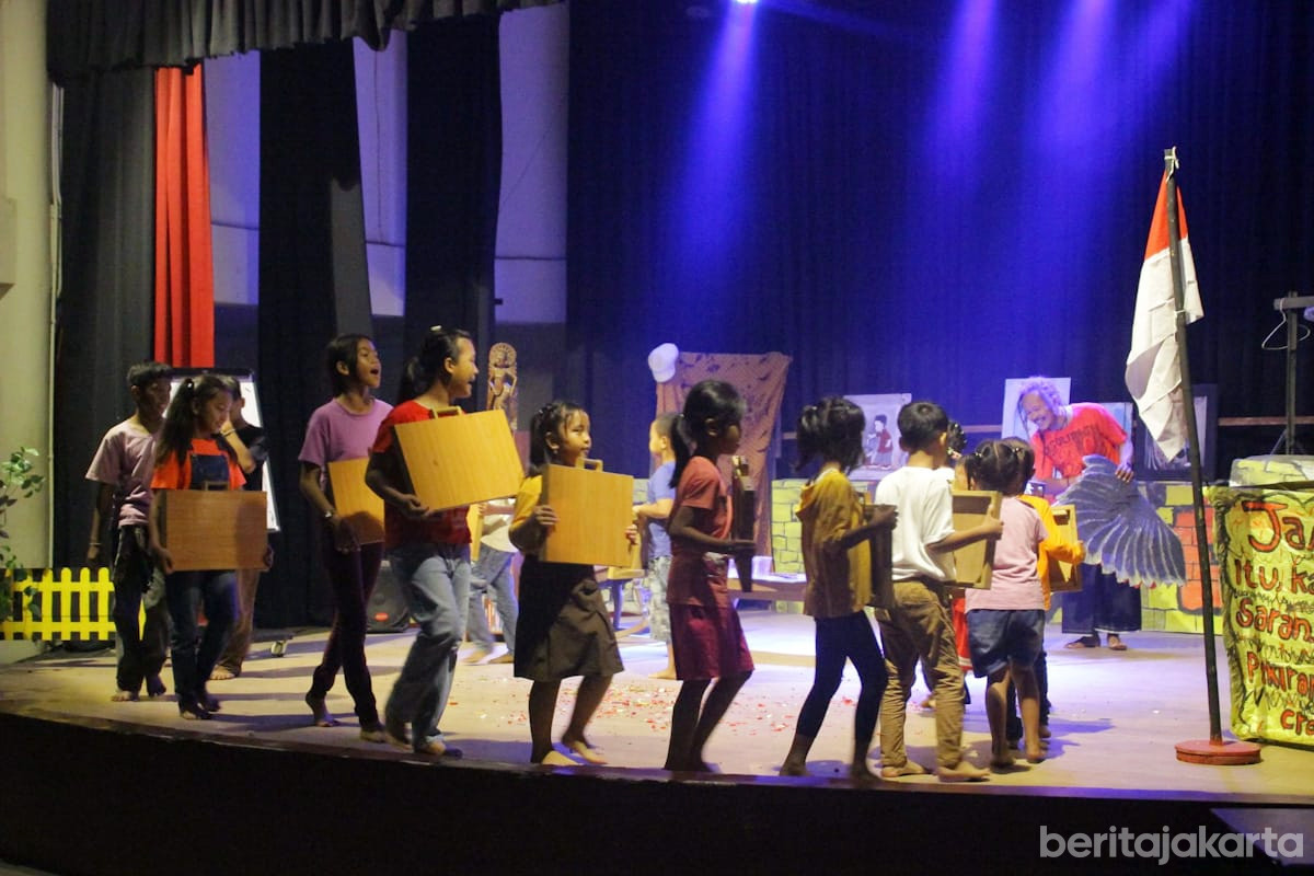 Kemeriahan Festival Teater Jakarta Utara di Pusat Pelatihan Seni Budaya (PPSB) Aki Tirem